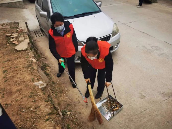 乐鱼在线平台-乐鱼在线官网
赴包抓共建村社开展卫生清扫志愿服务活动(图4)