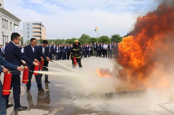 乐鱼在线平台-乐鱼在线官网
打造“泓源红”党建品牌助推高质量发展(图13) 乐鱼在线平台-乐鱼在线官网
打造“泓源红”党建品牌助推高质量发展(图13)