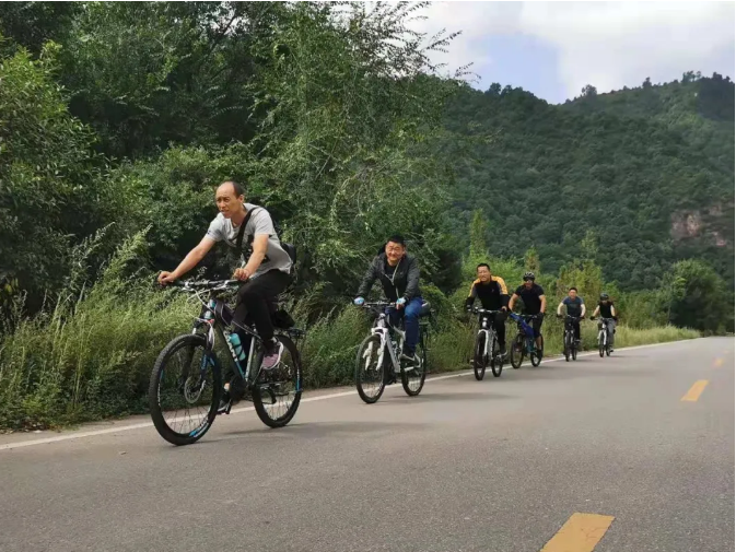 乐鱼在线平台-乐鱼在线官网
打造“泓源红”党建品牌助推高质量发展(图15) 乐鱼在线平台-乐鱼在线官网
打造“泓源红”党建品牌助推高质量发展(图15)