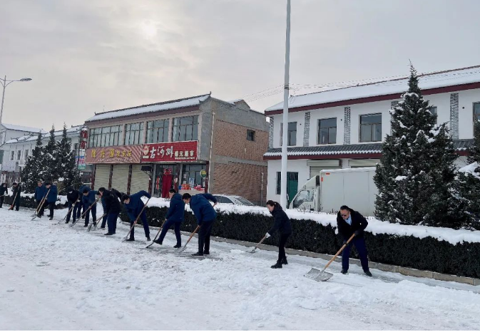 筑起安全墙 照亮乡村路——乐鱼在线平台-乐鱼在线官网
鼎力支持包抓共建村社文明创建工作(图7) 筑起安全墙 照亮乡村路——乐鱼在线平台-乐鱼在线官网
鼎力支持包抓共建村社文明创建工作(图7)