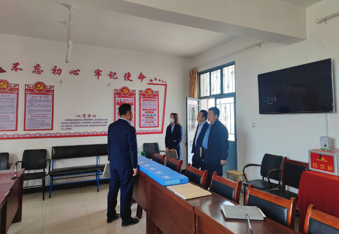 筑起安全墙 照亮乡村路——乐鱼在线平台-乐鱼在线官网
鼎力支持包抓共建村社文明创建工作(图9) 筑起安全墙 照亮乡村路——乐鱼在线平台-乐鱼在线官网
鼎力支持包抓共建村社文明创建工作(图9)