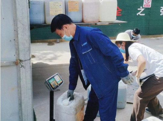 乐鱼在线平台-乐鱼在线官网
城东污水处理公司扎实推进危险废物规范化处置(图2) 乐鱼在线平台-乐鱼在线官网
城东污水处理公司扎实推进危险废物规范化处置(图2)