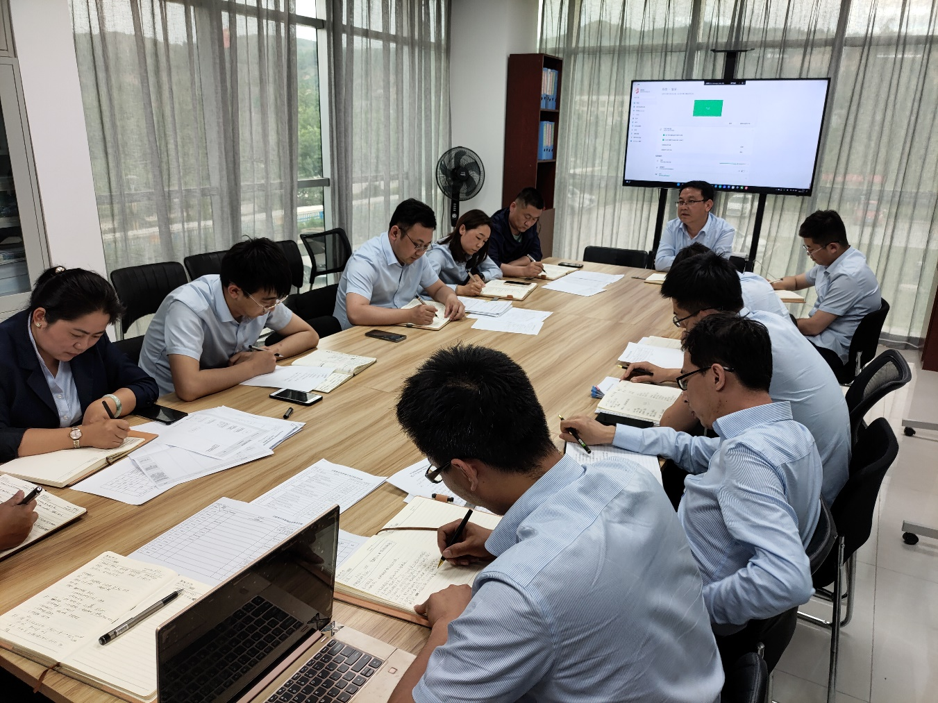 乐鱼在线平台-乐鱼在线官网
平煤机公司开展作风集中整顿月活动第二期工作总结(图1)